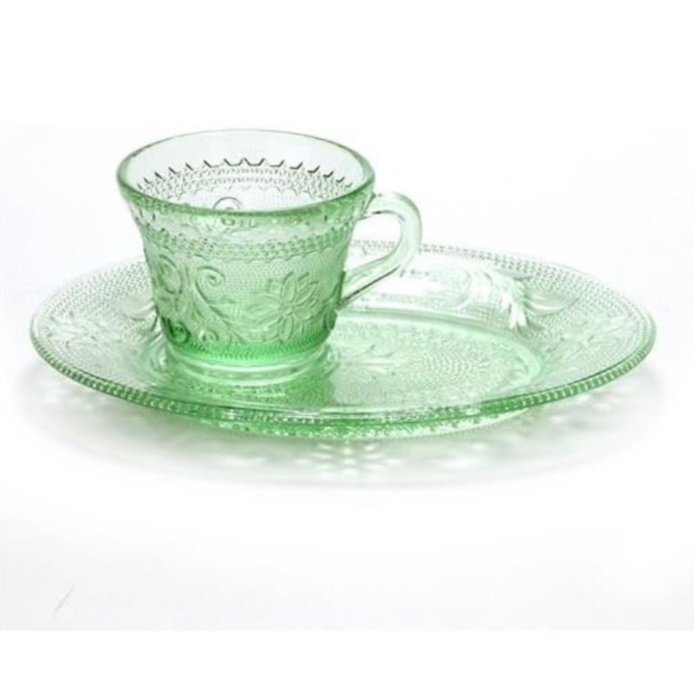 Vintage tiara green